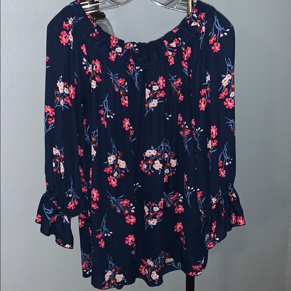 Violet & Claire Tops - Violet & Claire Blouse plus size Violet & Claire Tops - Violet & Claire Blouse plus size